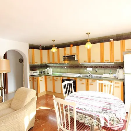 Villa Cucarres0602